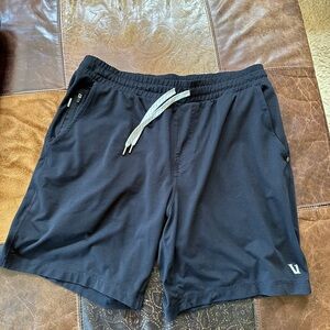 Vuori Men’s Shorts - Ponto Dreamknit size large